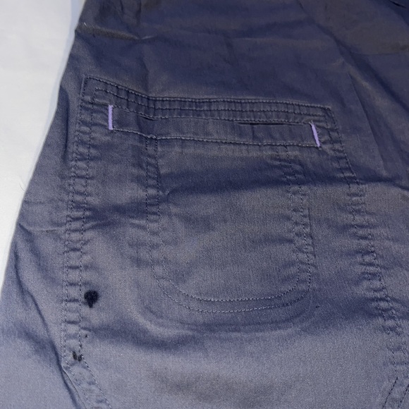 Scrub top - Picture 4 of 4